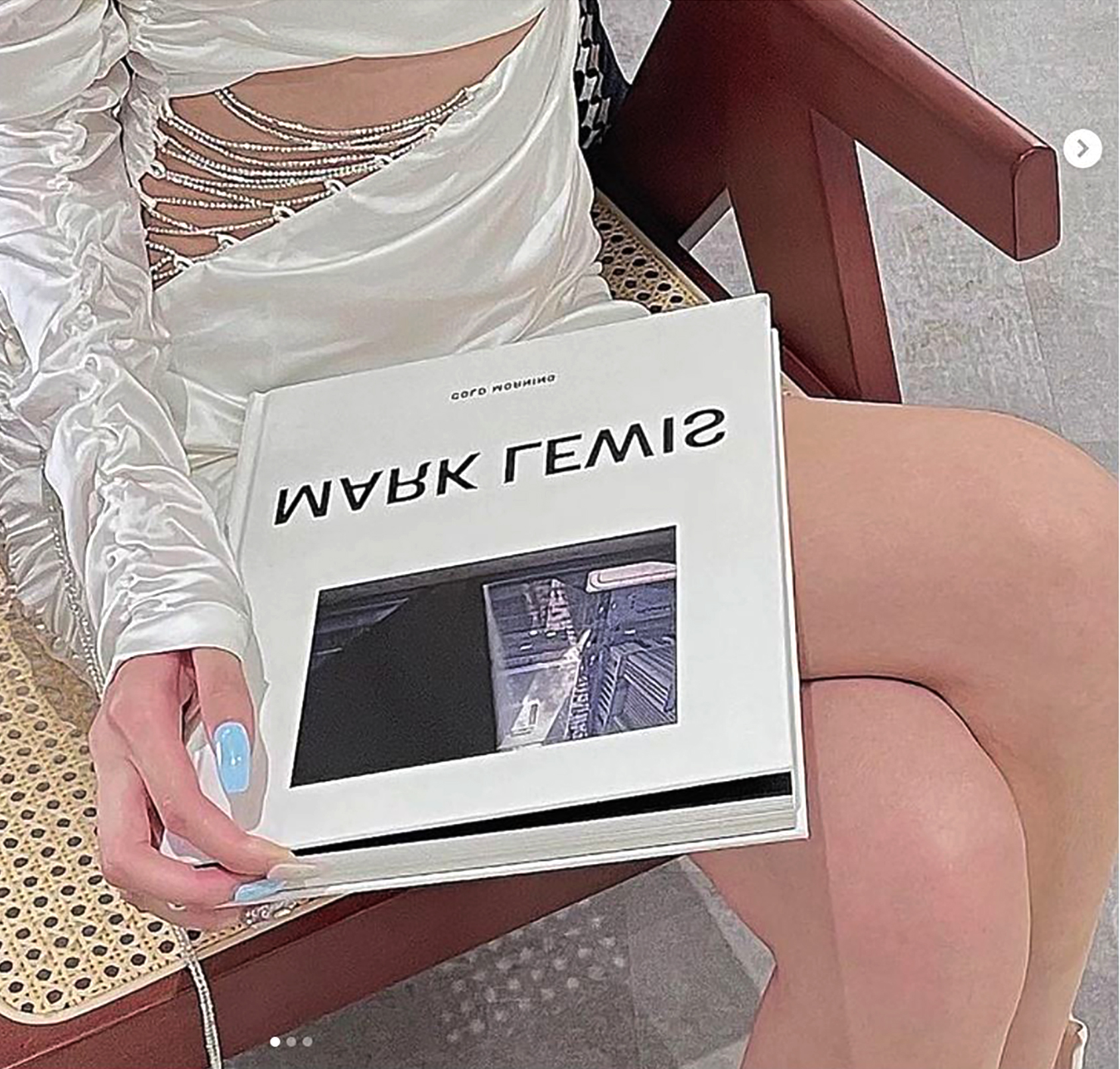 One through the other — image 2