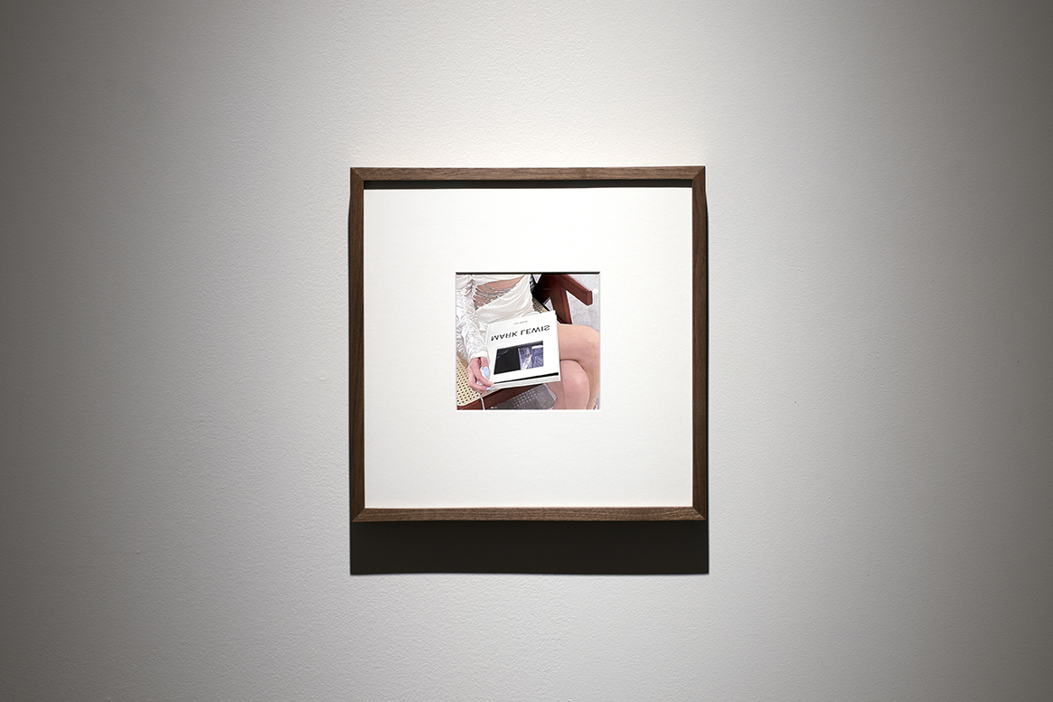 One through the other — image 1